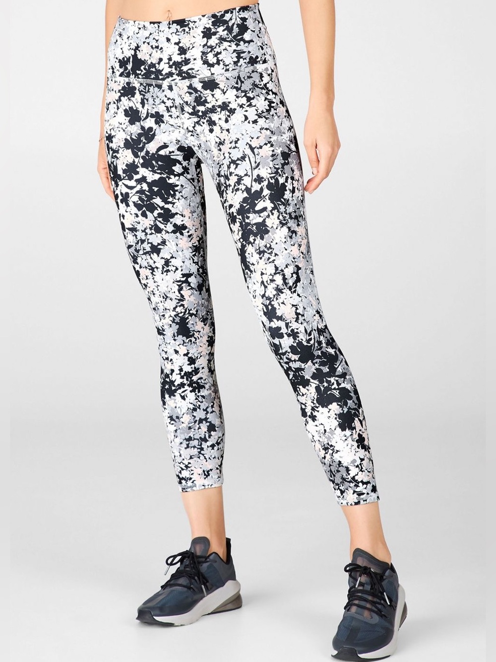 Fabletics Define PowerHold® High-Waisted Floral Capri Leggings Size Large